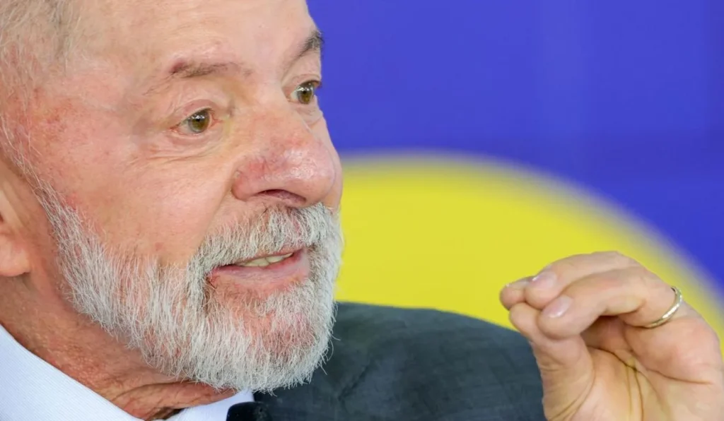Lula defende aumento de imposto como forma de custear gastos do governo