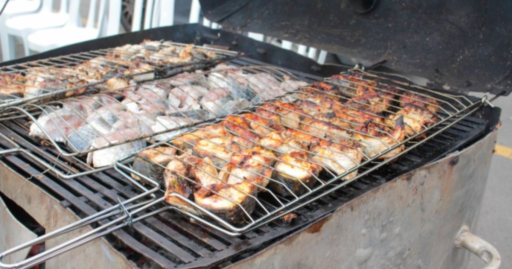 Festa do Peixe de Itajaí terá 15 toneladas de pescado gratuito, atrações culturais e shows musicais