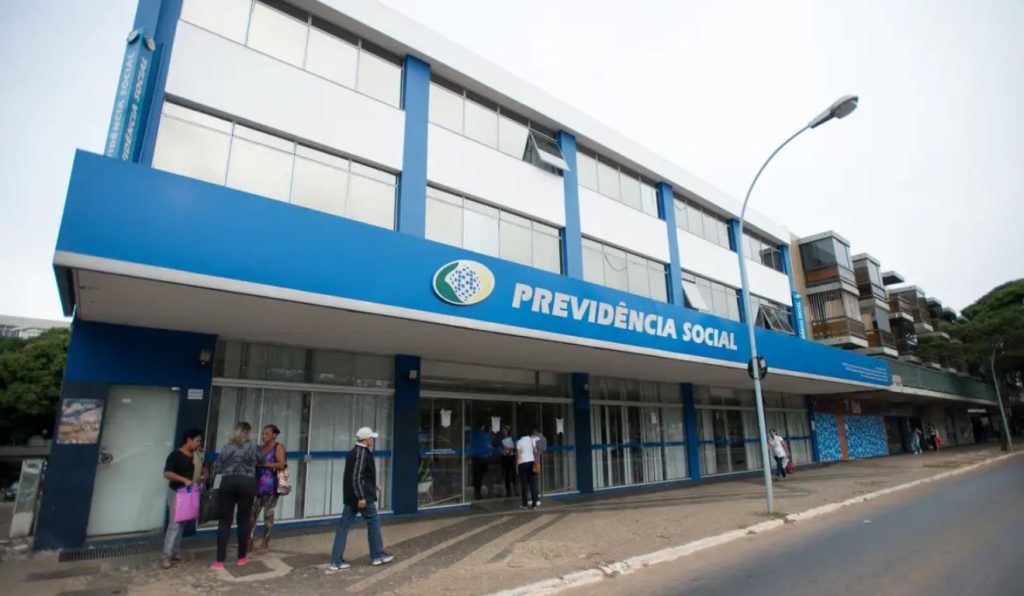 Fraude no INSS: entenda a proposta para devolver R$ 4 bilhões para vítimas