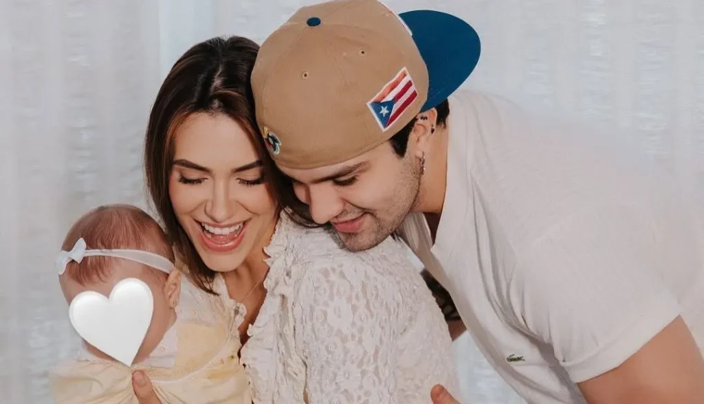 Luan Santana celebra 7 meses da filha Serena com Jade Magalhães e look fofo rouba a cena