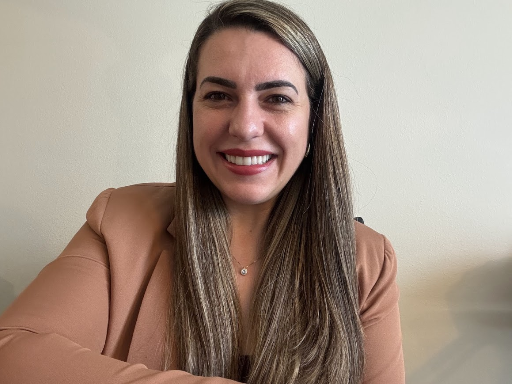 De atendente do McDonald’s à diretora de multinacional: a trajetória inspiradora de Vana Fiorini