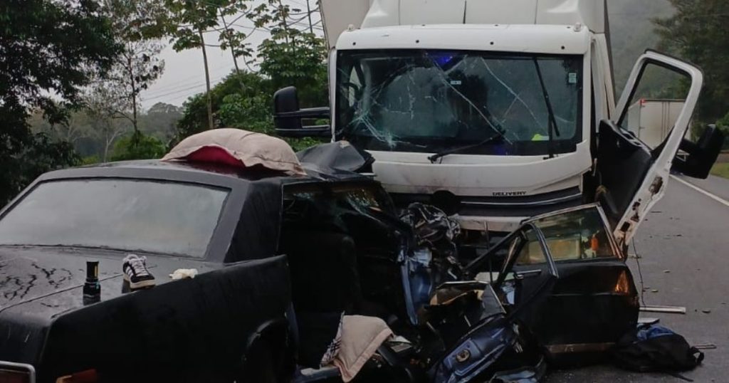 MP denuncia caminhoneiro que matou três pessoas na BR-470 por homicídio qualificado e embriaguez ao volante