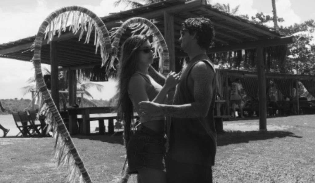 Gabriel Medina assume relacionamento com Isabella Arantes, ex-noiva de Zé Felipe