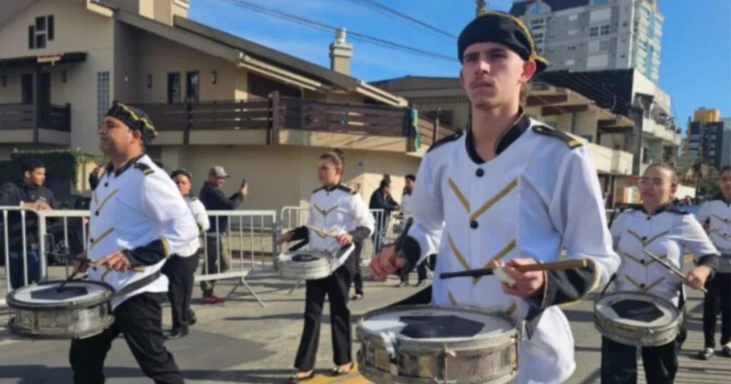 Desfile de 7 de Setembro é cancelado em Navegantes devido ao mau tempo