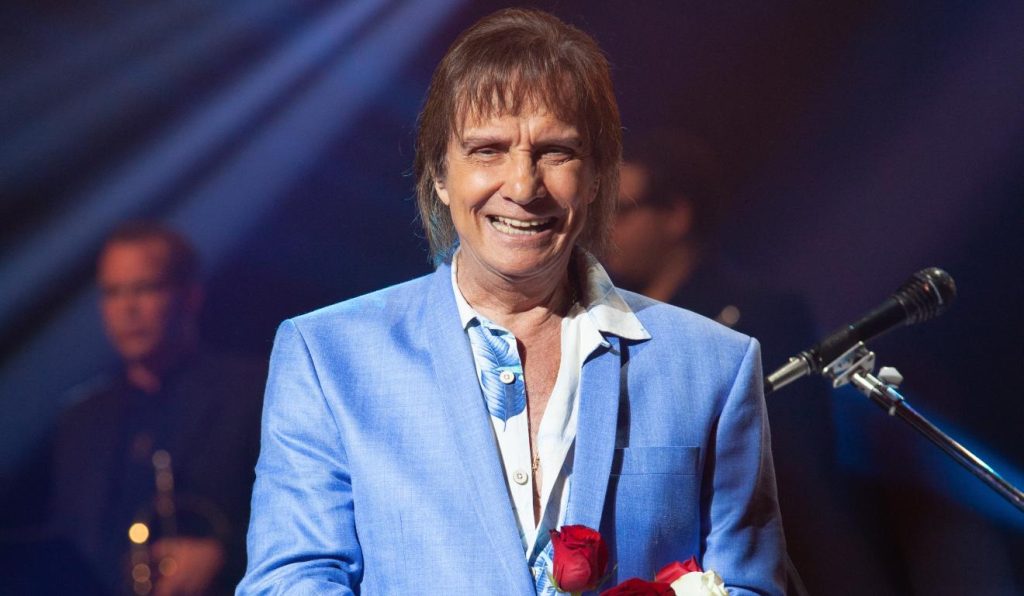 Roberto Carlos em Curitiba: venda de ingressos começa nesta quinta-feira (4)