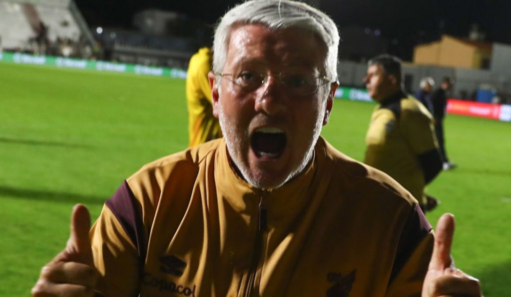 Sequência positiva do Athletico fez a equipe conquistar quase metade dos pontos na Série B