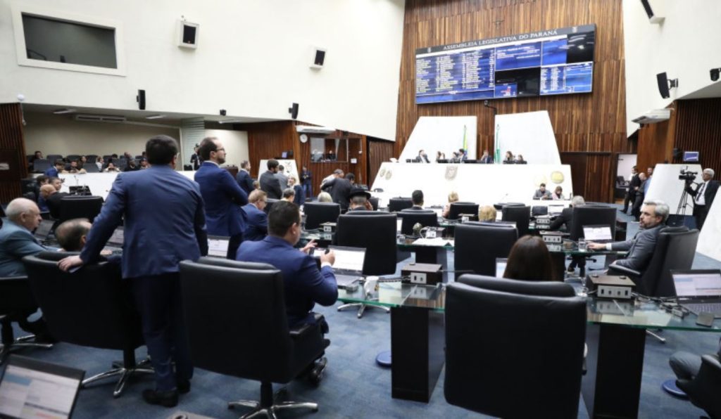 Alep aprova ampliação dos Colégios Cívico-Militares no Paraná