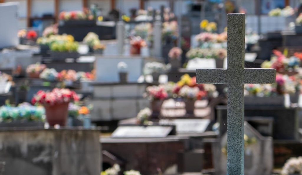 Arquidiocese de Curitiba anuncia Missa de Finados e atendimento em cemitérios