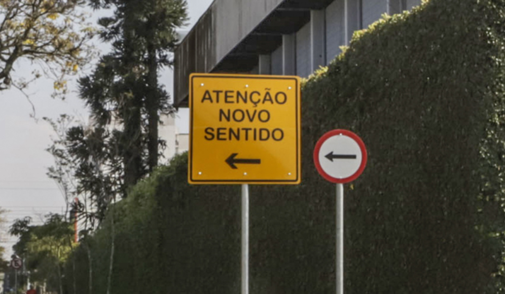 Rua de Curitiba terá sentido único de circulação a partir desta quarta-feira (22)
