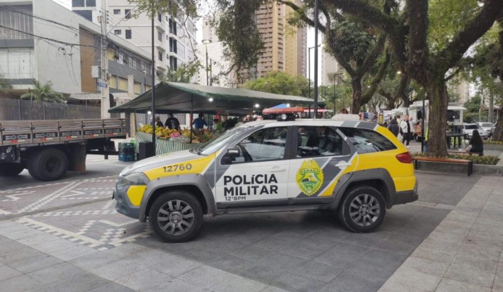 Homem rouba bicicleta, cai durante fuga e é preso em Curitiba