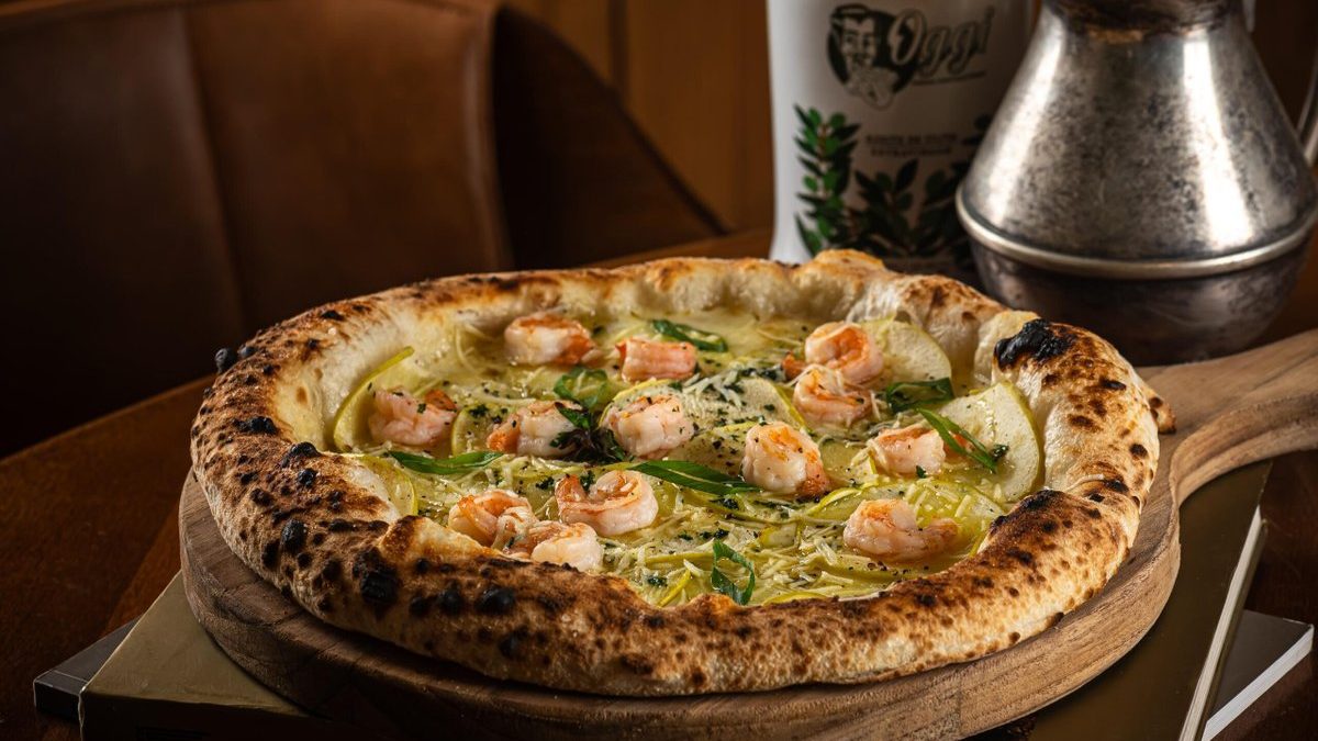 Oggi_Pizza-Gamberi-e-Mela-Verde_Tomas-Velez-scaled.jpg